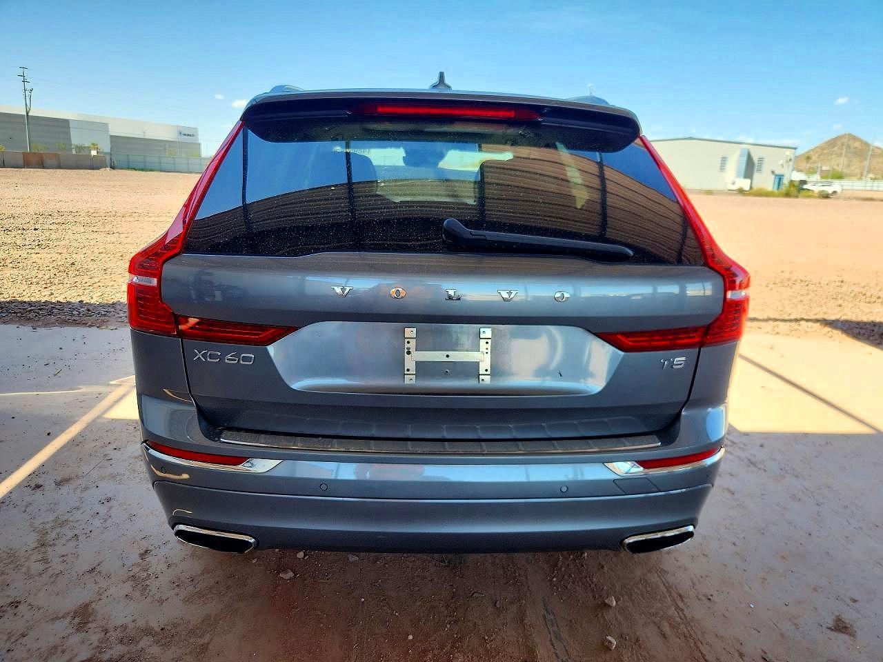2021 VOLVO XC60