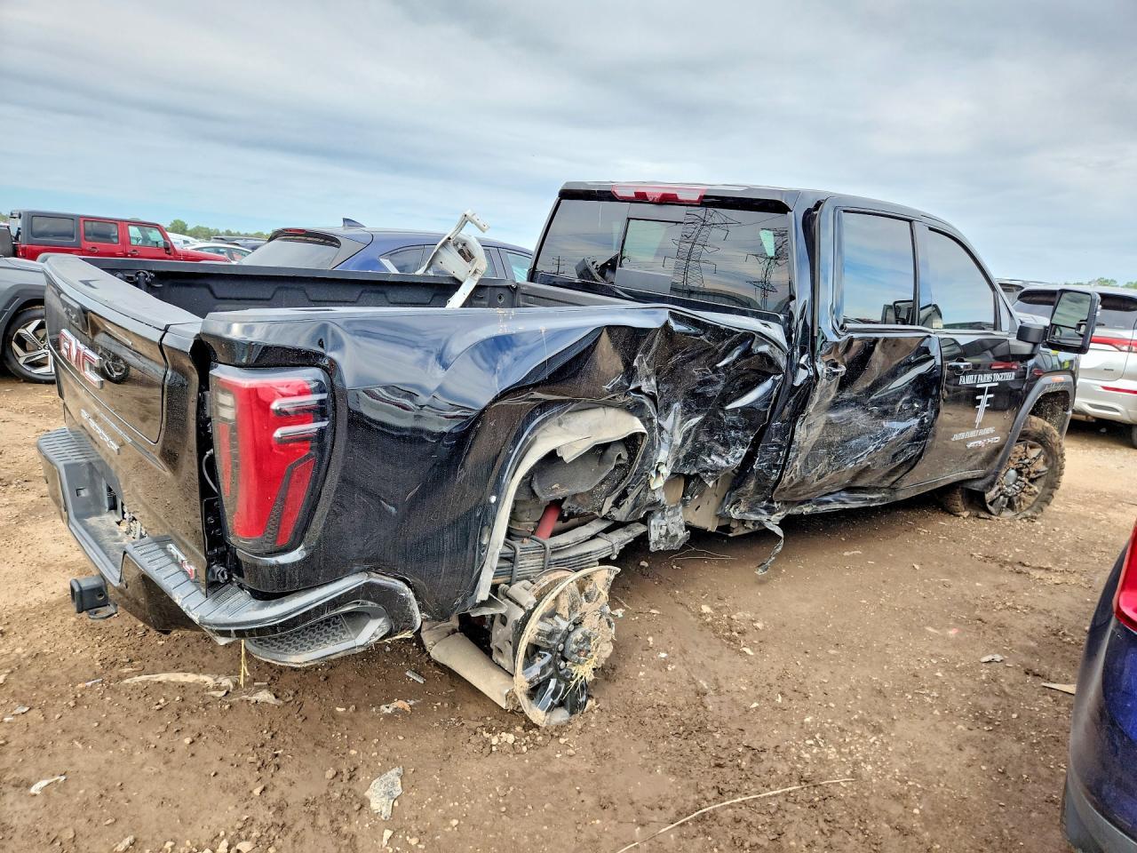 2024 GMC Sierra
