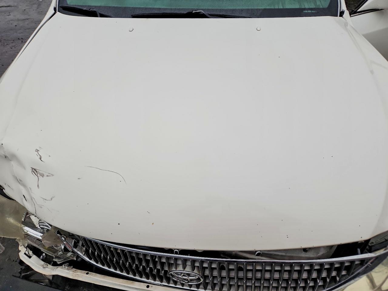 2002 TOYOTA Avalon