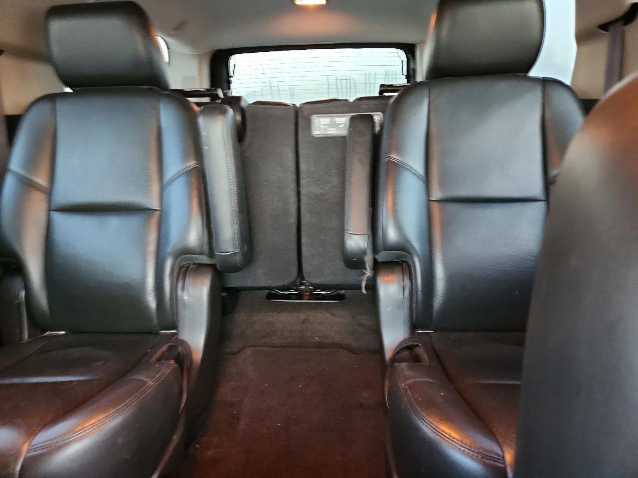 2014 CHEVROLET Suburban