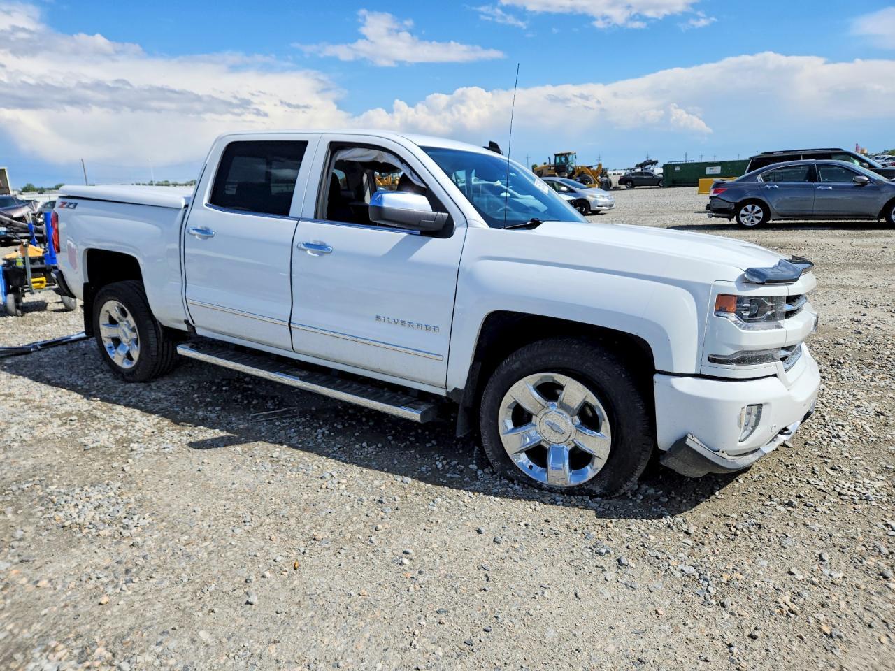 2018 CHEVROLET Silverado