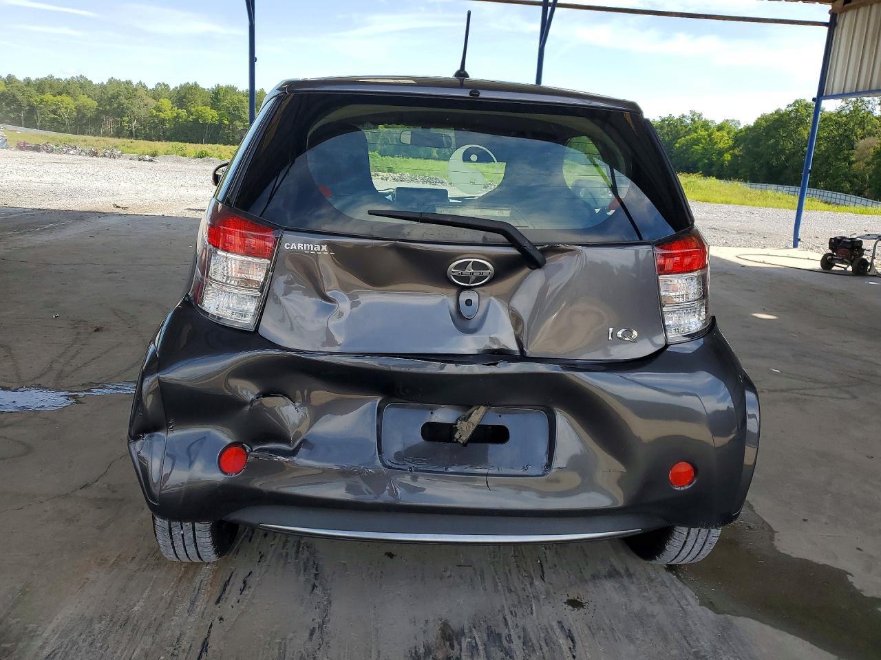 2013 SCION iQ