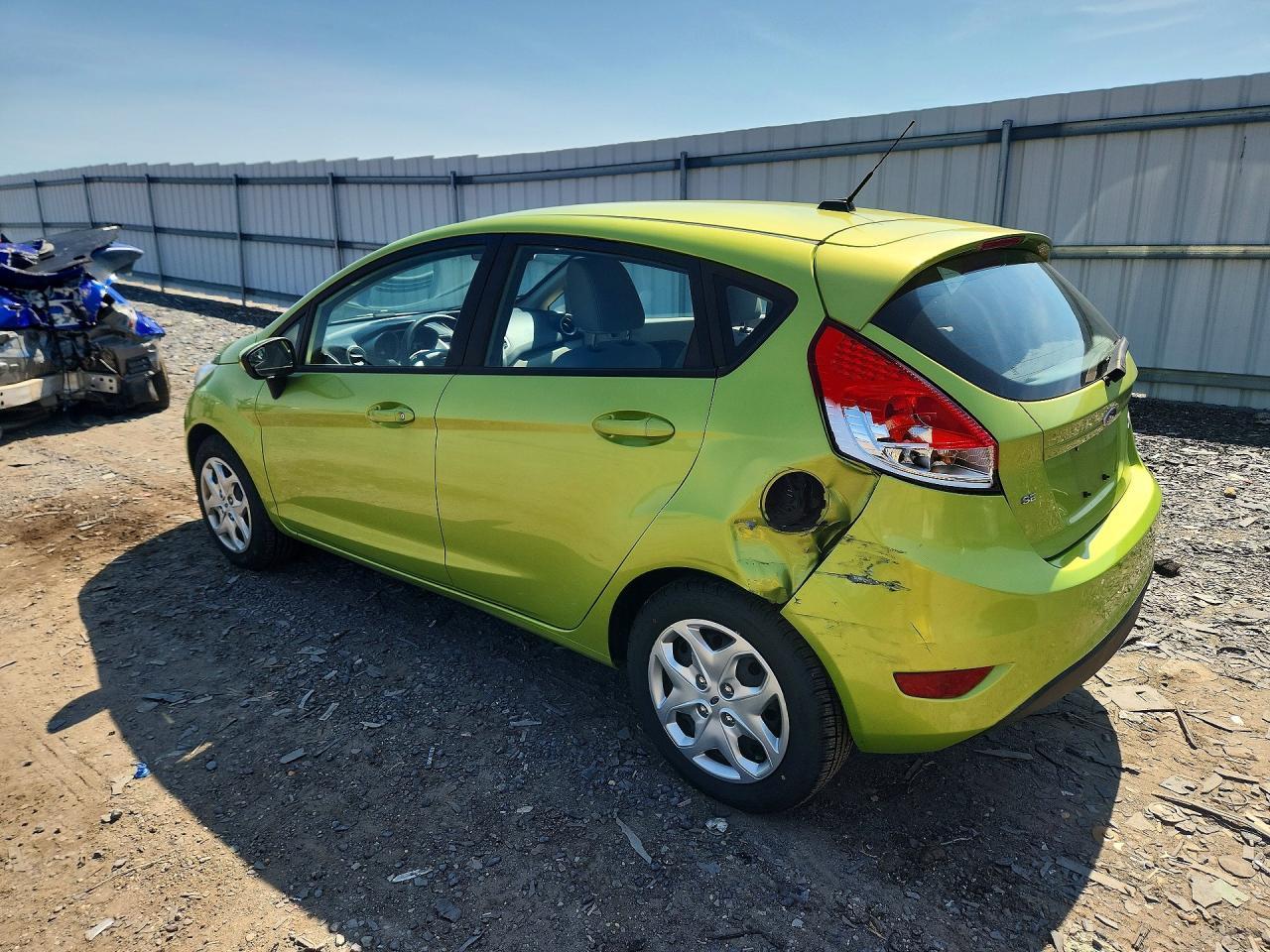 2011 FORD Fiesta
