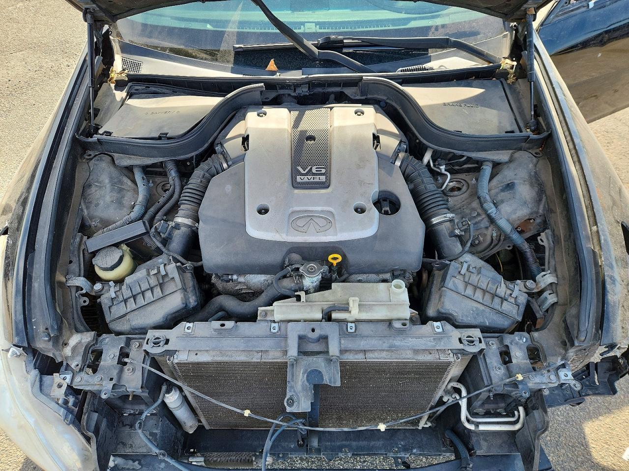 2011 INFINITI G37