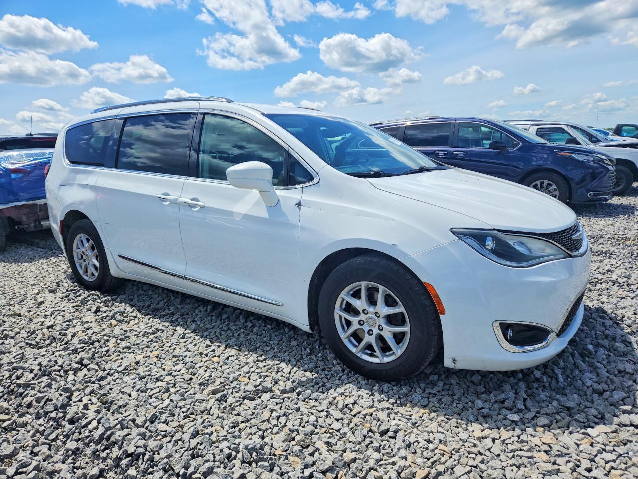 2020 CHRYSLER Pacifica