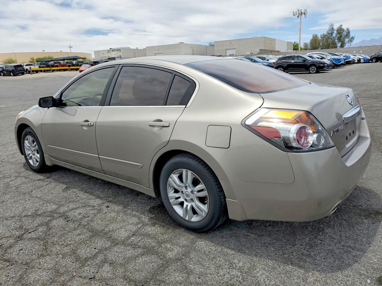 2012 NISSAN ALTIMA