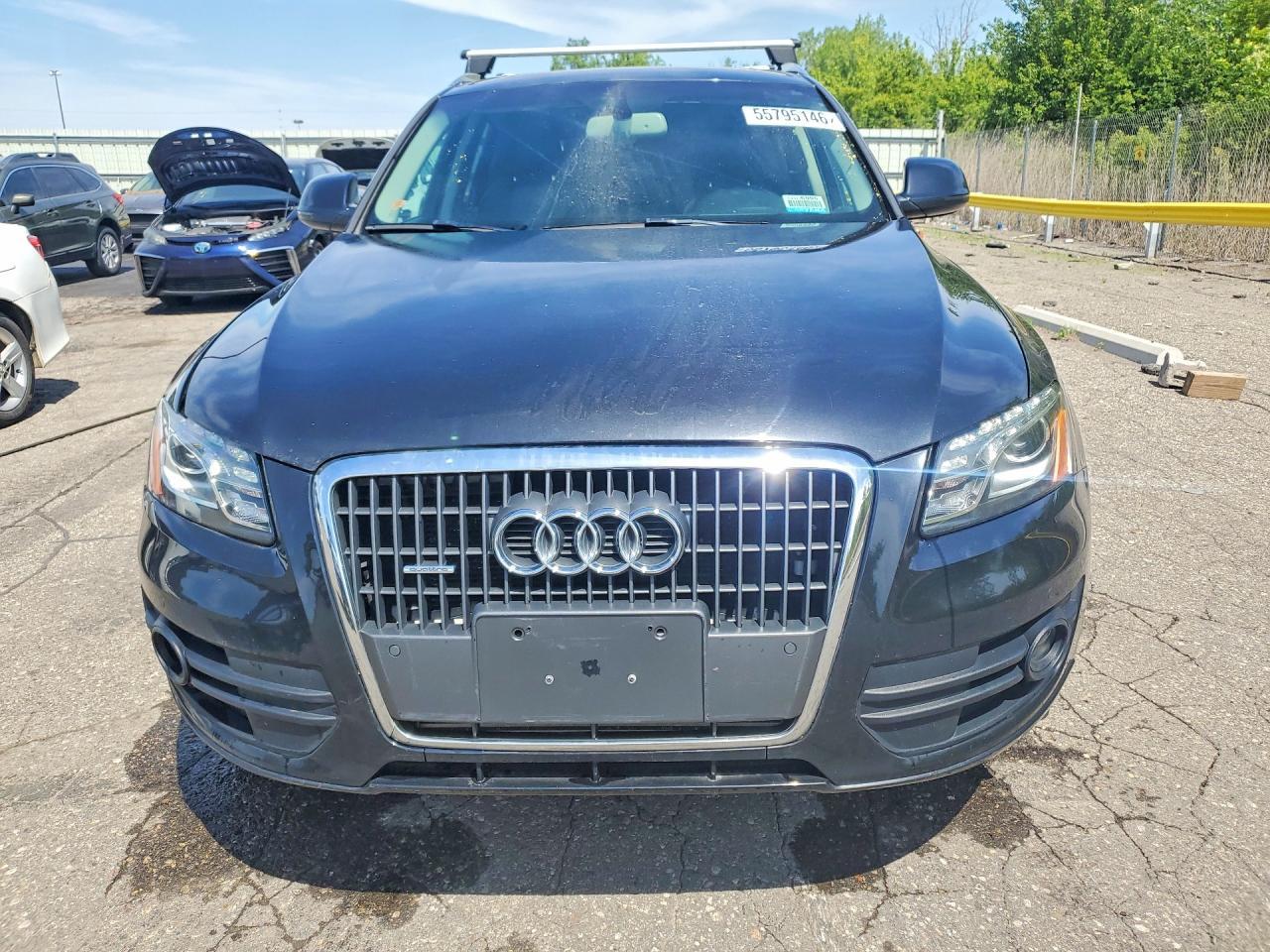 2012 AUDI Q5