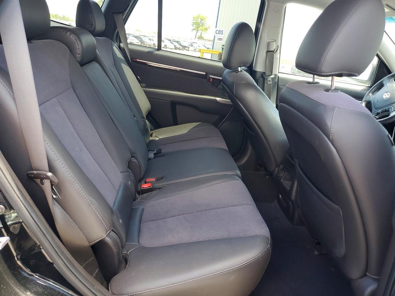 2011 HYUNDAI SANTA FE