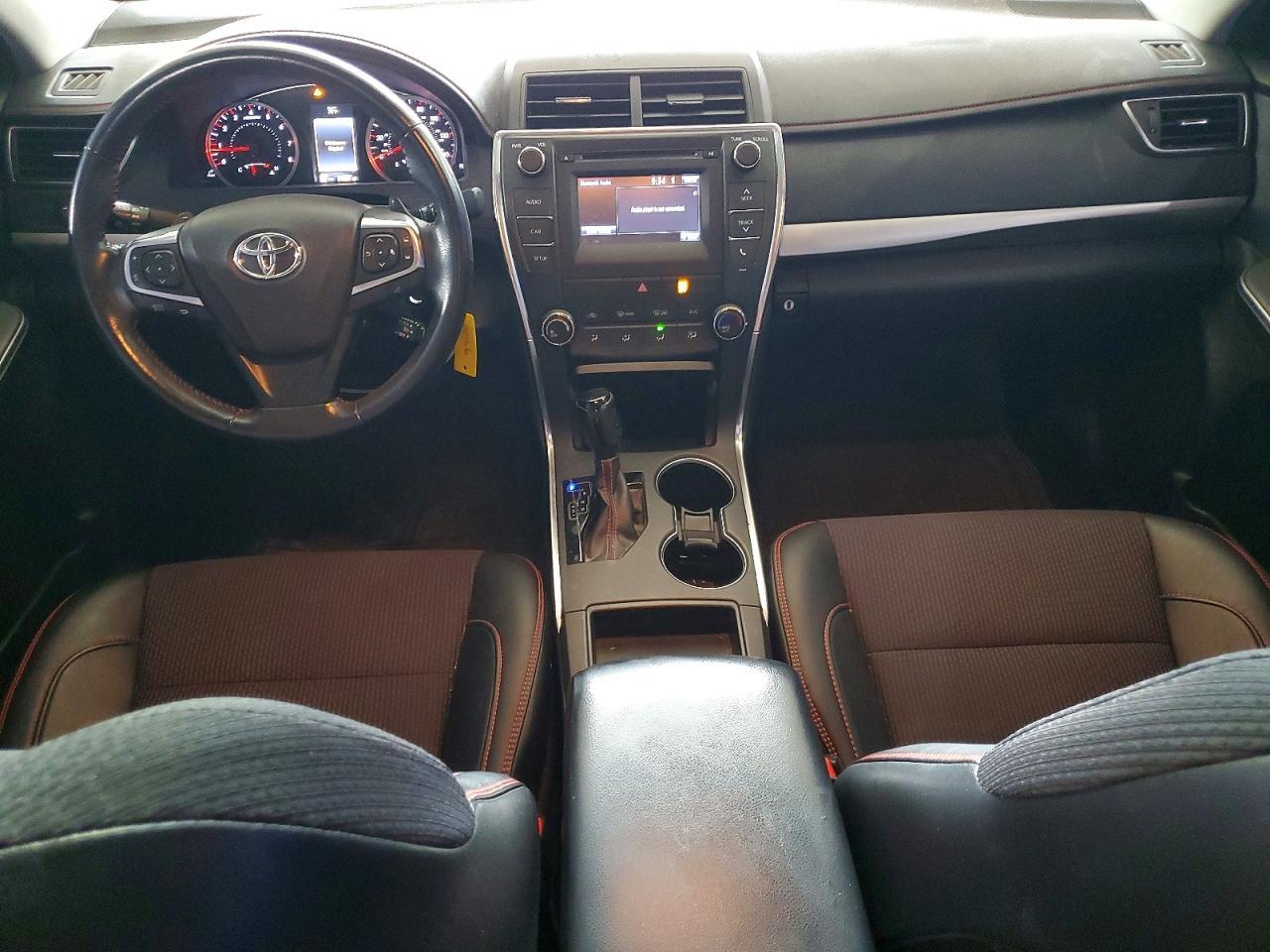 2016 TOYOTA CAMRY