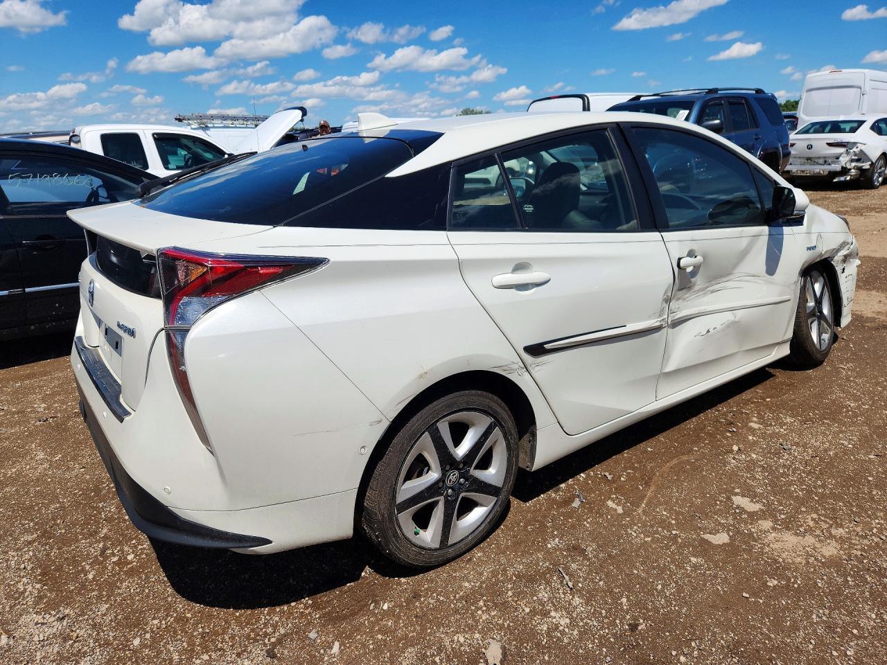 2018 TOYOTA PRIUS