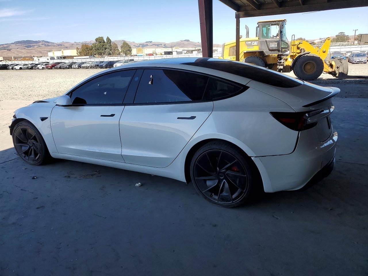 2025 TESLA MODEL 3