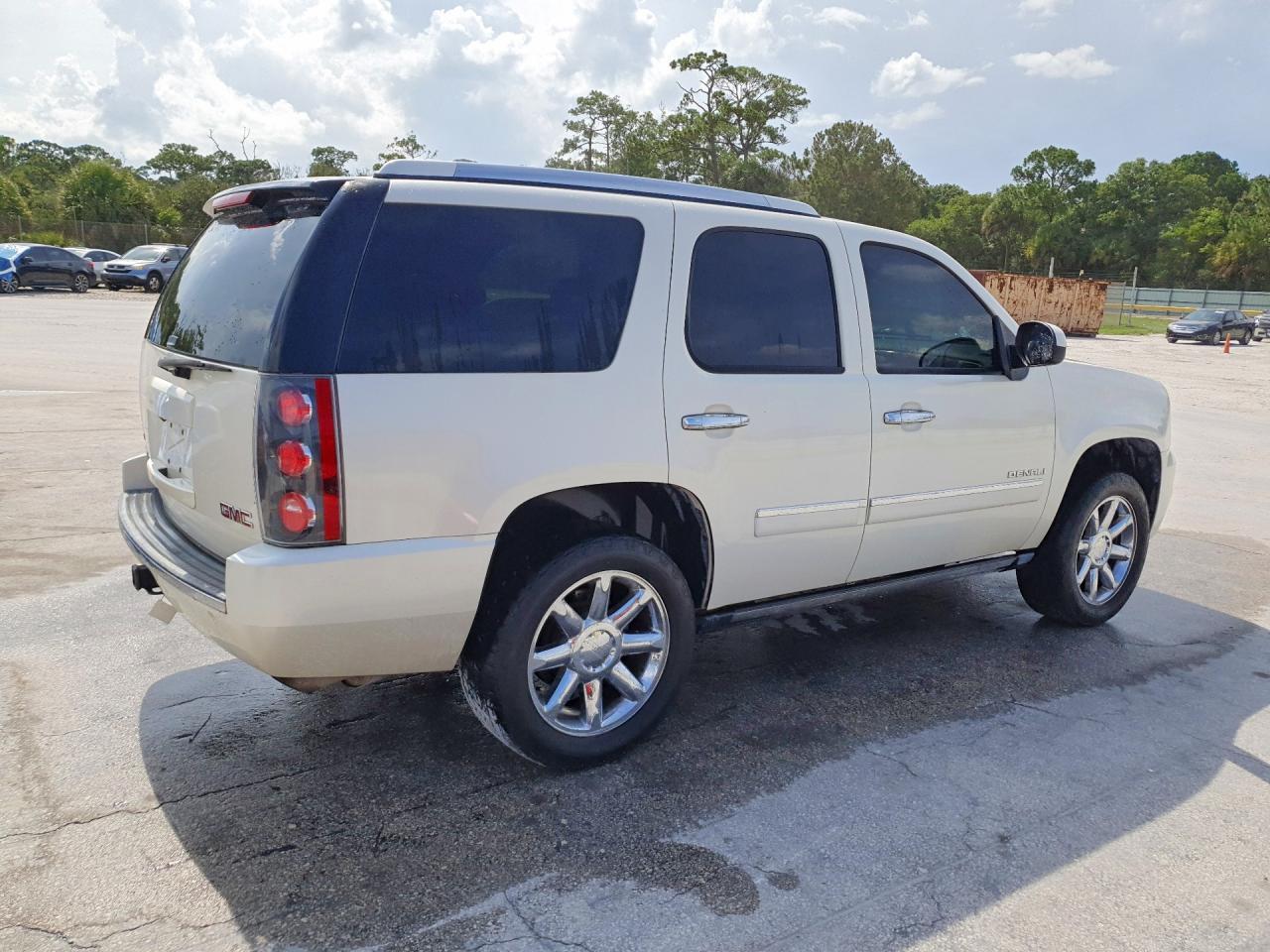2010 GMC Yukon