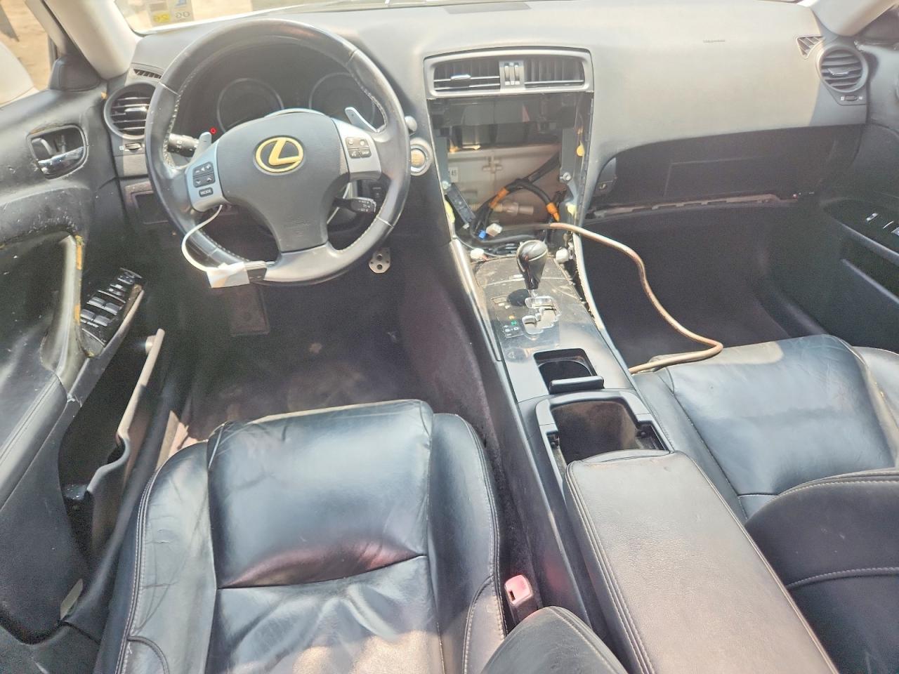 2011 LEXUS IS 250