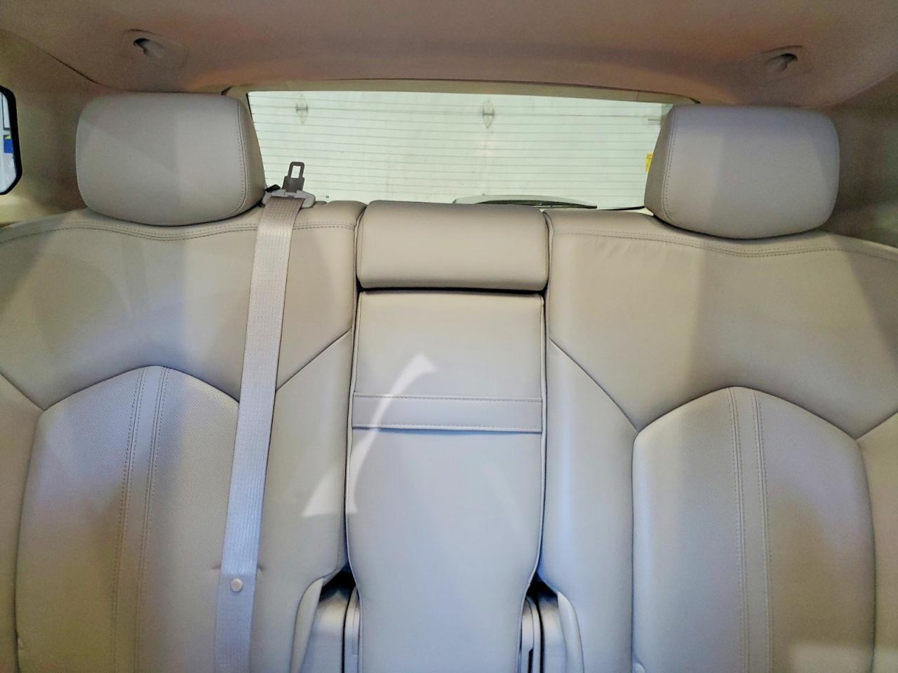 2011 CADILLAC SRX