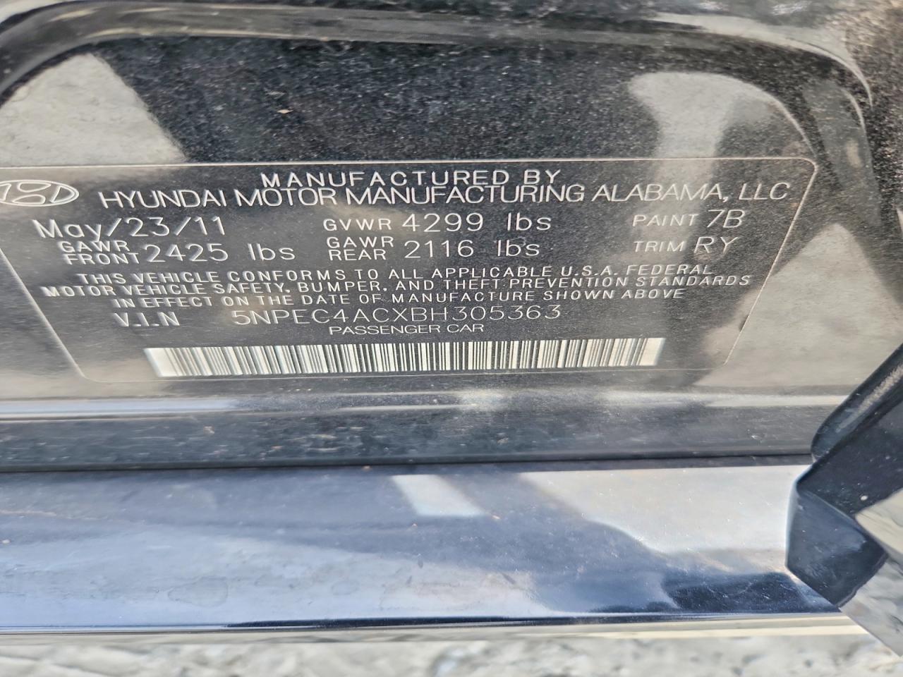 2011 HYUNDAI SONATA
