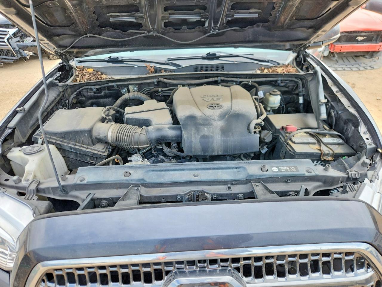 2017 TOYOTA TACOMA