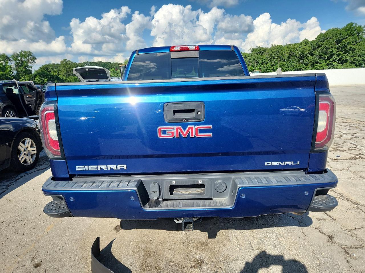 2016 GMC Sierra