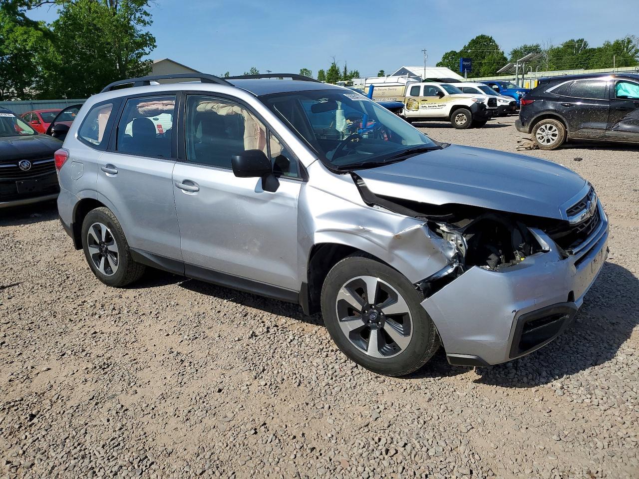 2018 SUBARU FORESTER