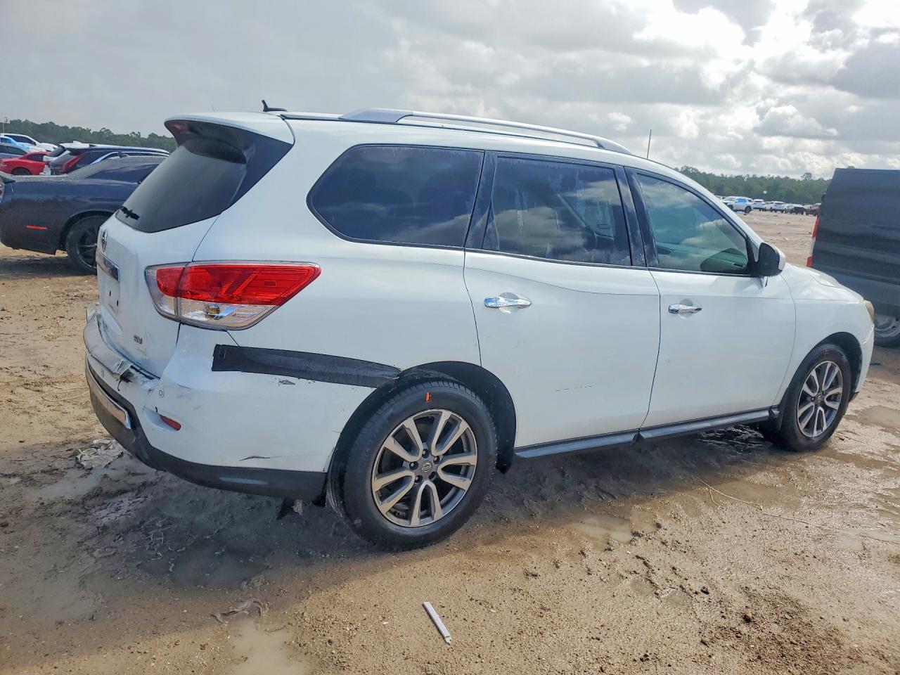 2016 NISSAN PATHFINDER