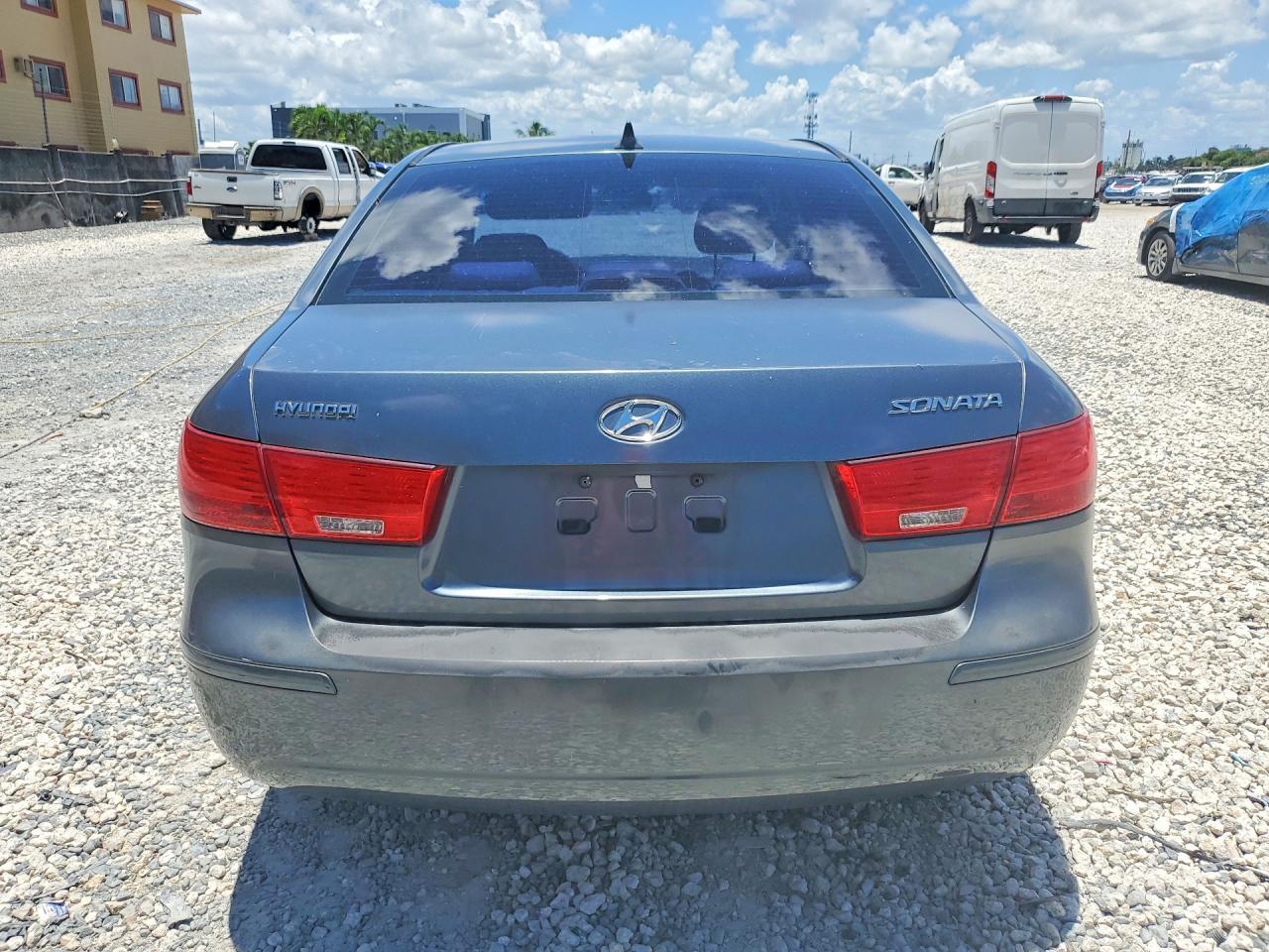 2009 HYUNDAI SONATA