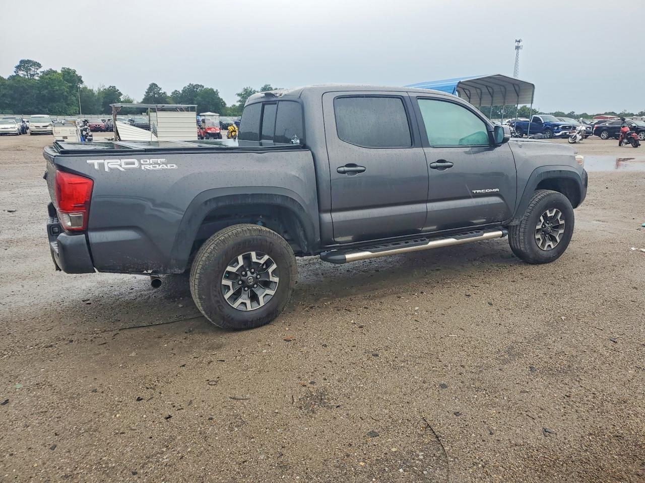 2016 TOYOTA TACOMA