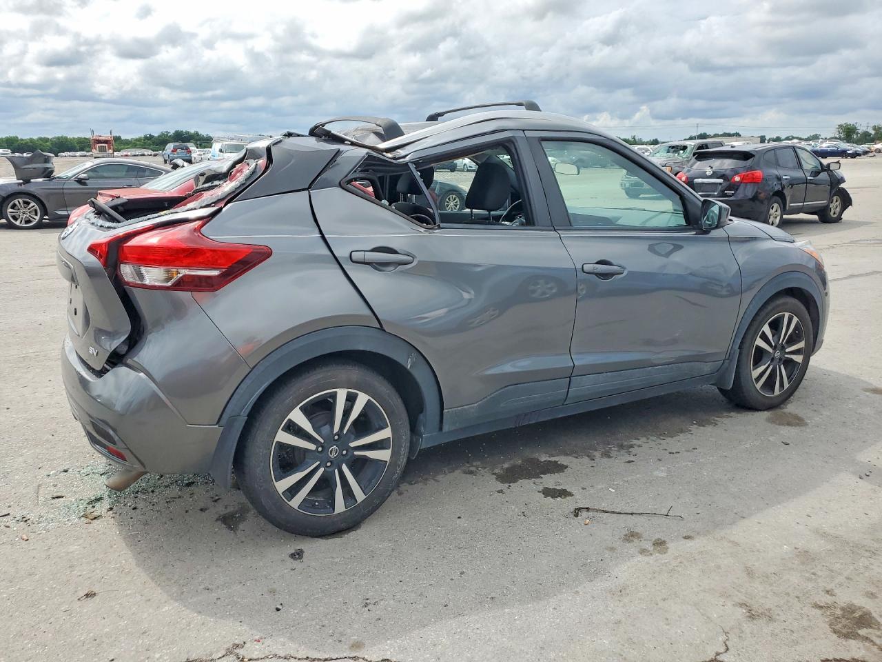 2019 NISSAN KICKS