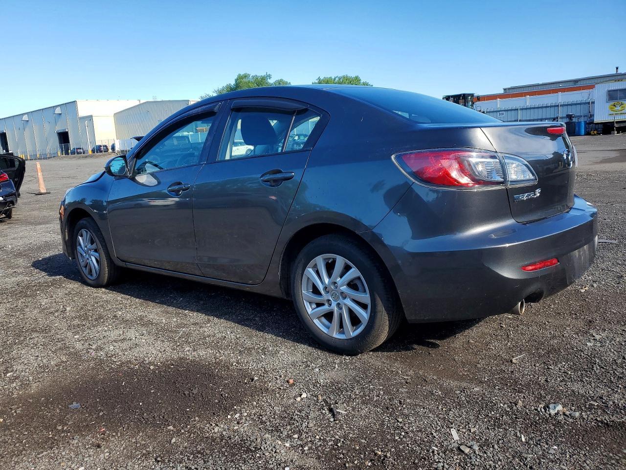 2012 MAZDA 3