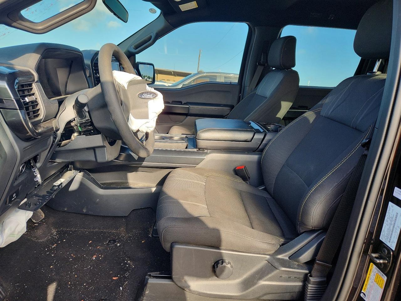 2024 FORD F-150 Lightning