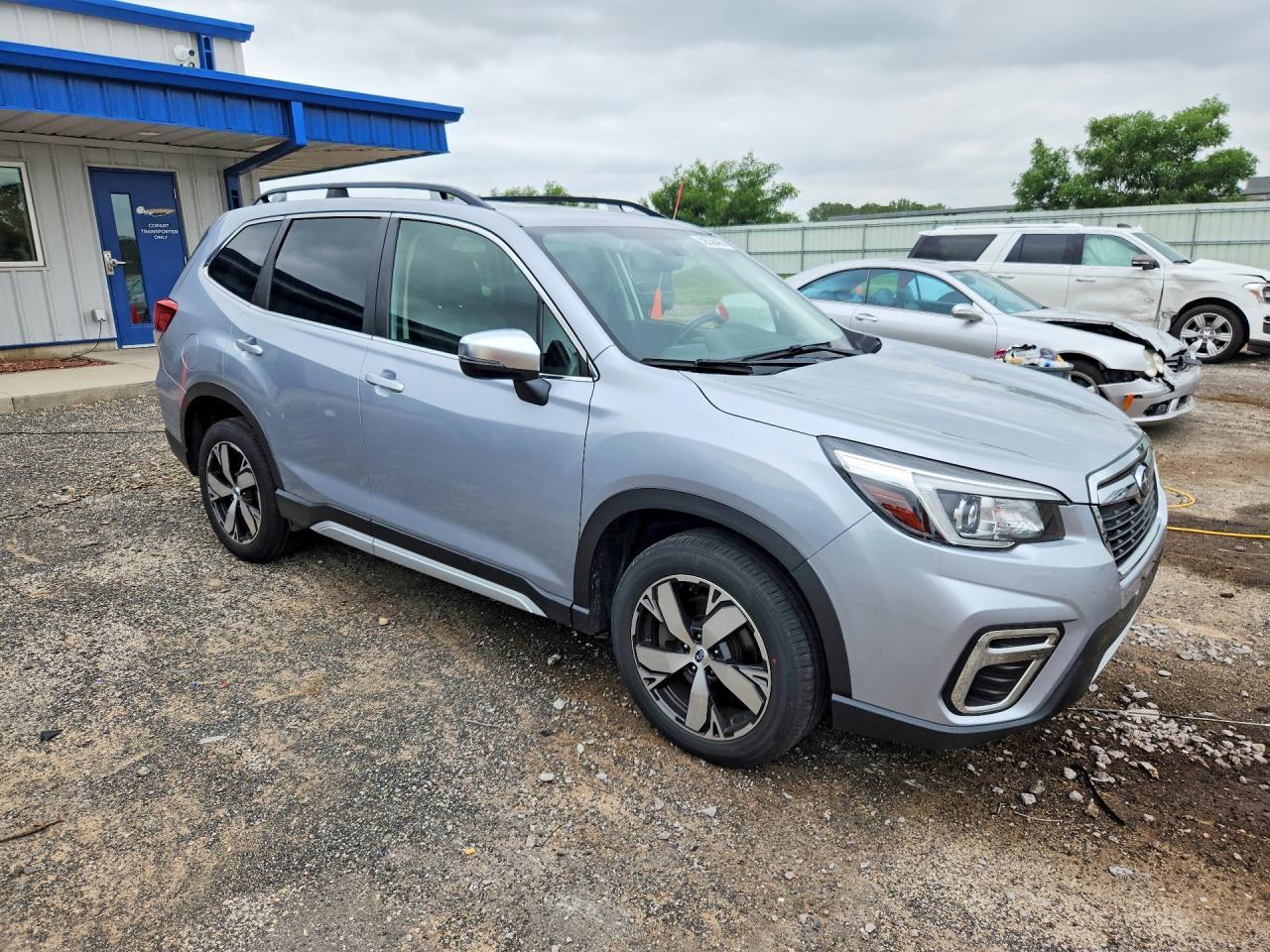 2020 SUBARU FORESTER