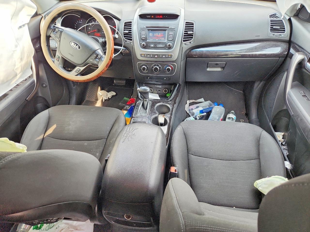 2015 KIA SORENTO