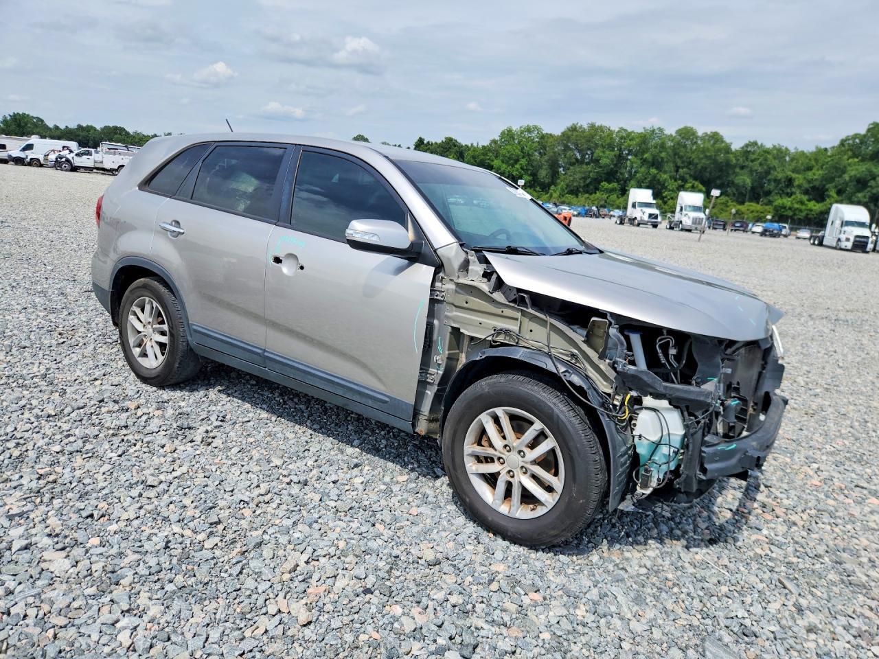 2014 KIA SORENTO