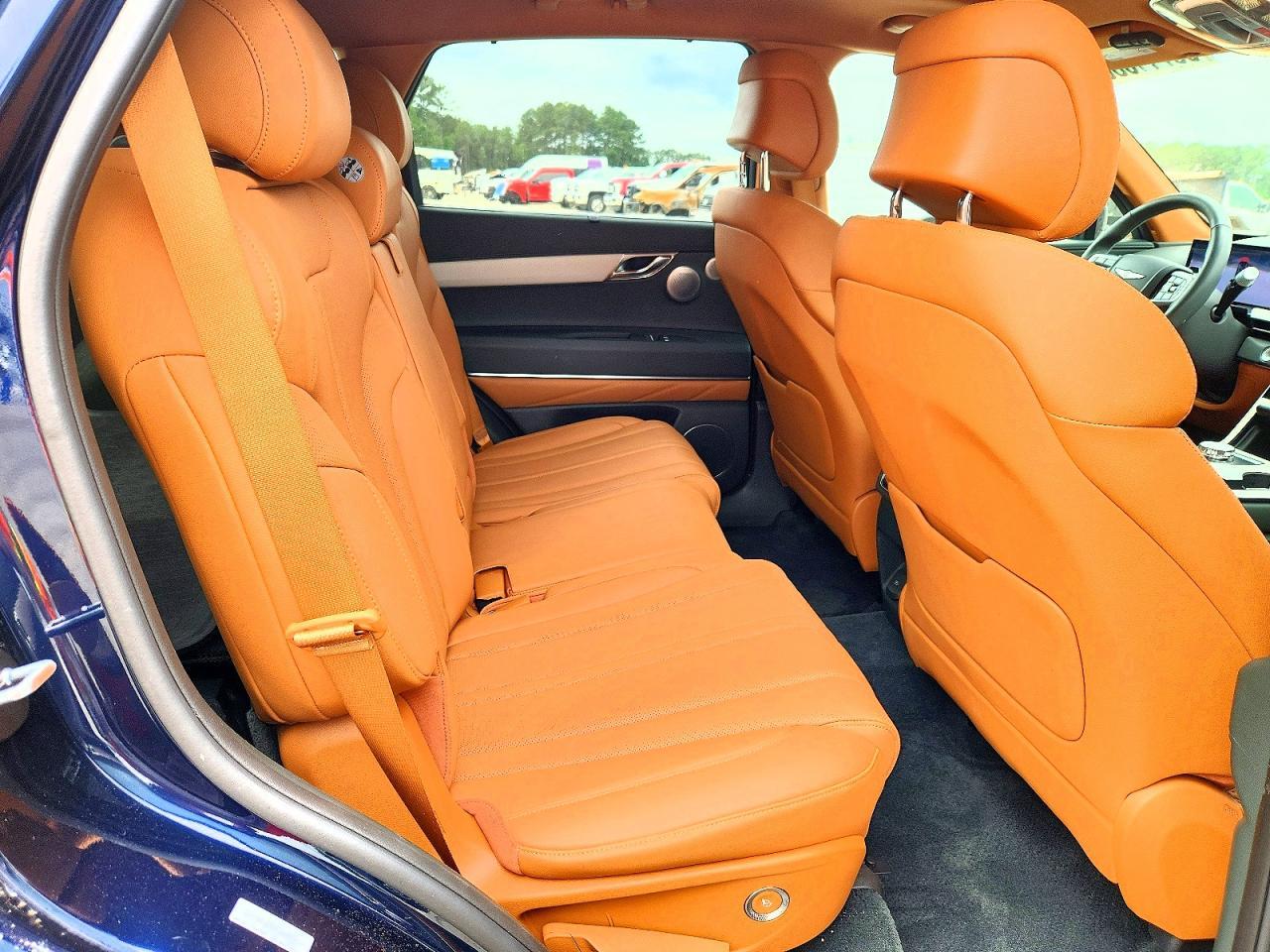 2025 GENESIS GV80