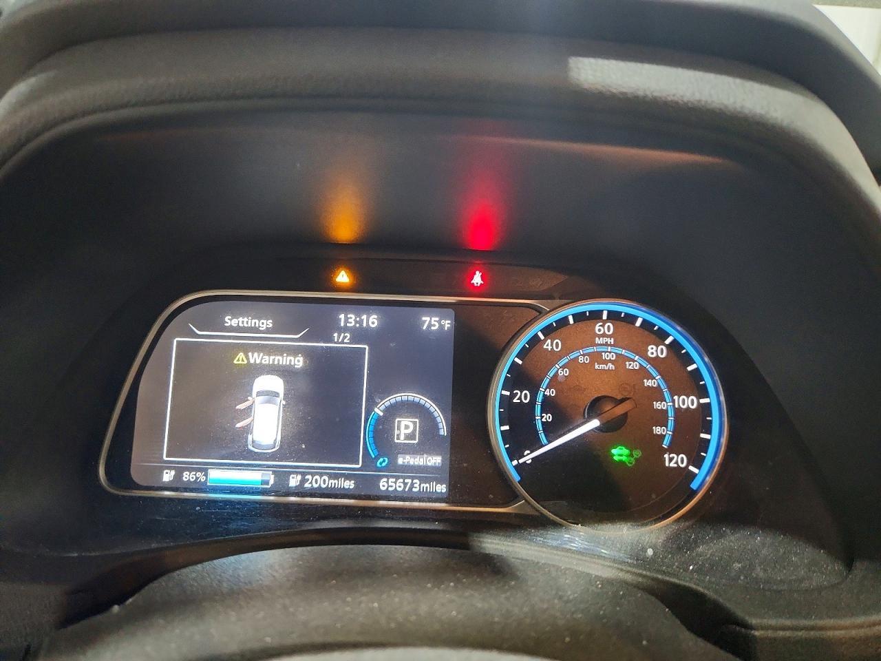 2019 NISSAN LEAF