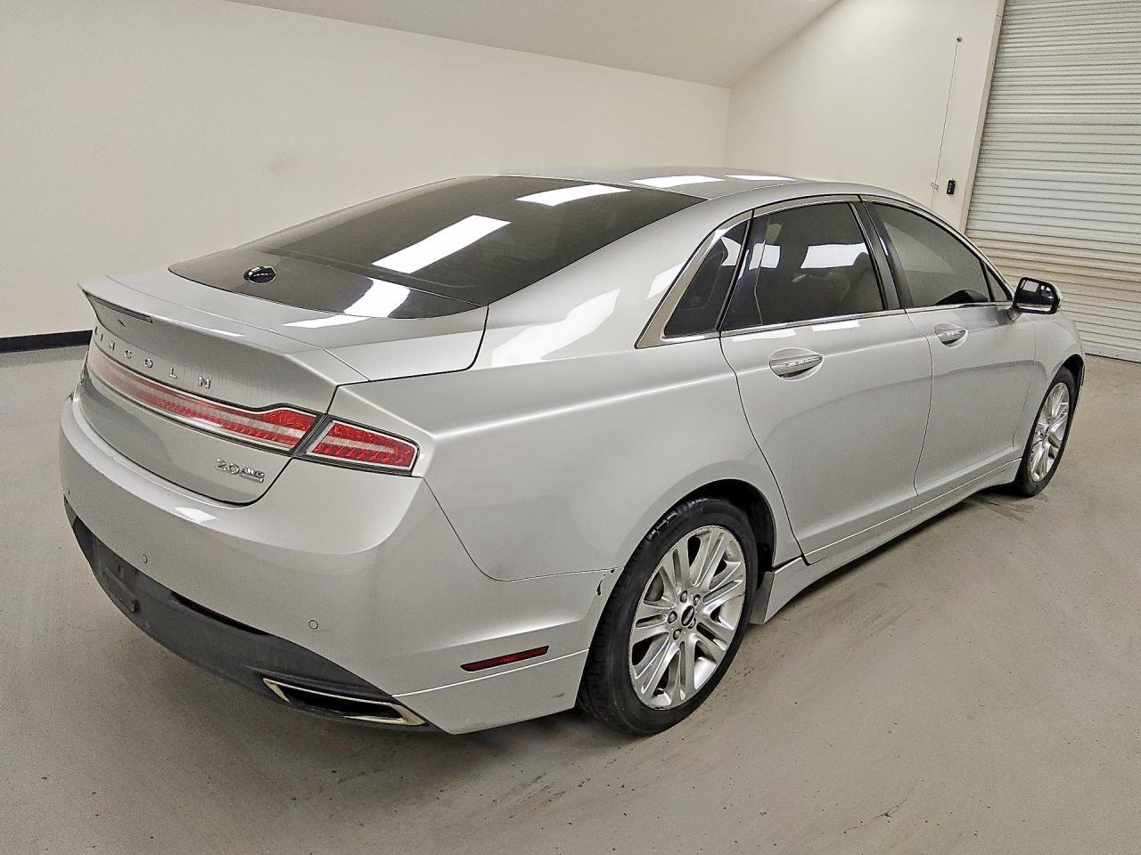 2016 LINCOLN MKZ