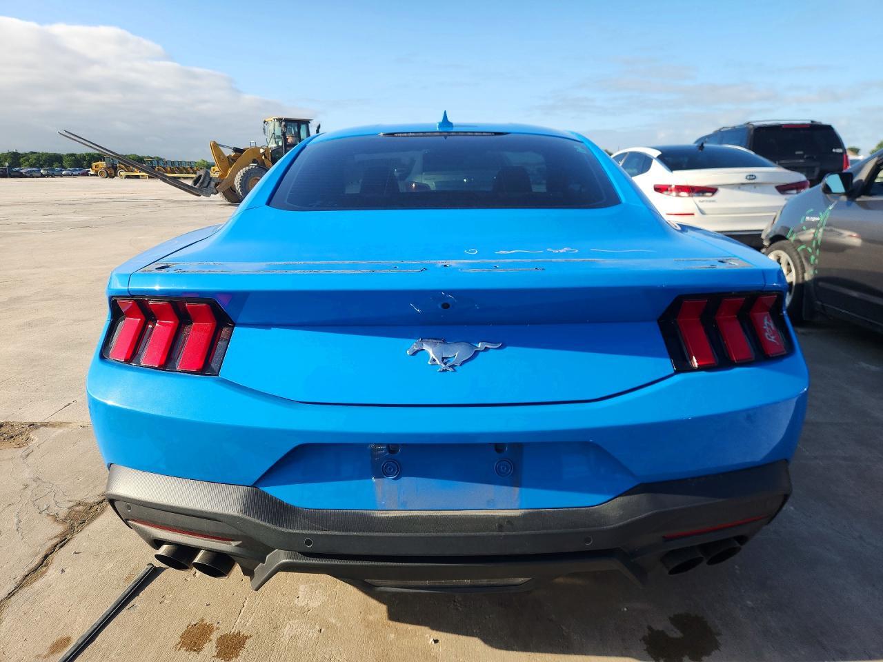 2024 FORD MUSTANG