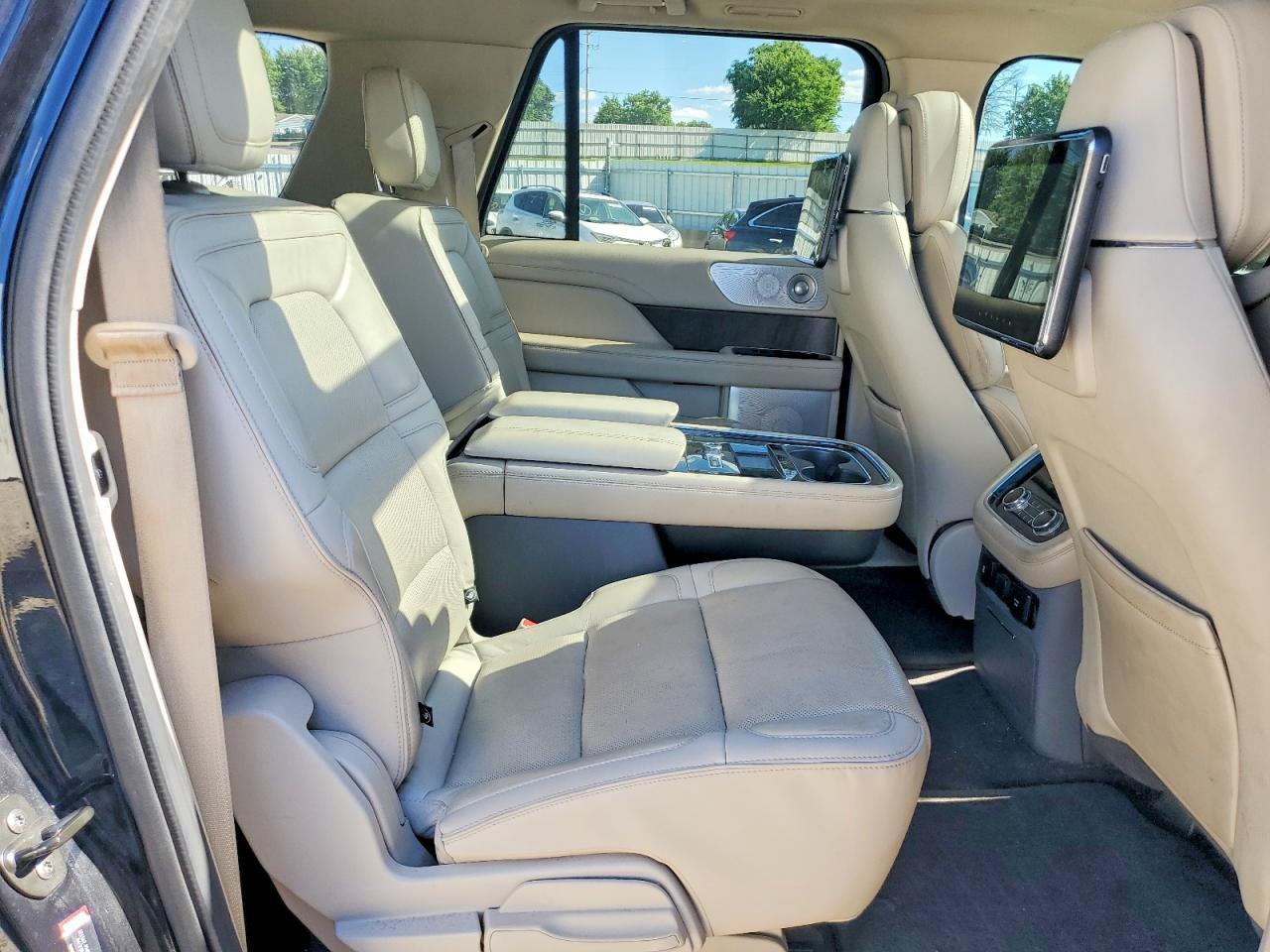 2019 LINCOLN Navigator