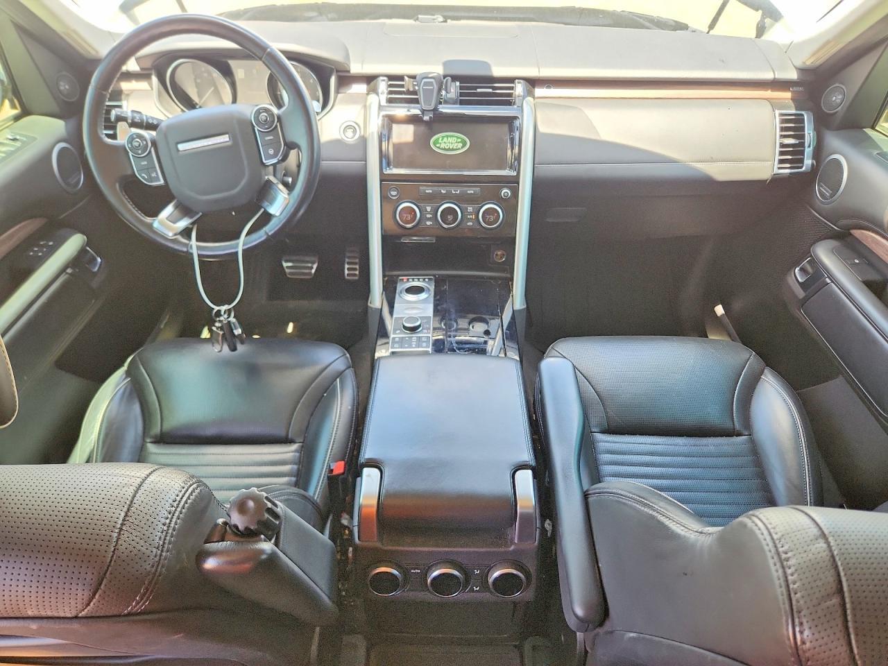2017 LAND ROVER Discovery