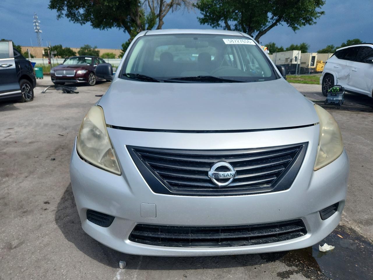 2013 NISSAN VERSA