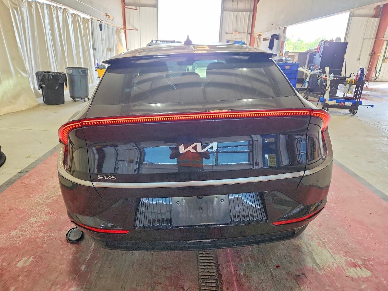 2022 KIA EV6