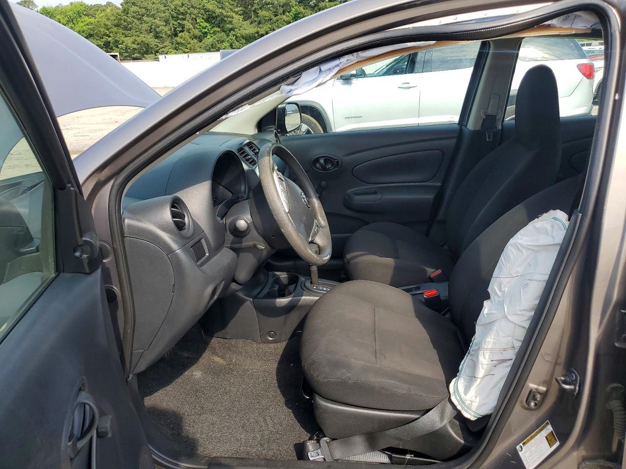 2015 NISSAN VERSA