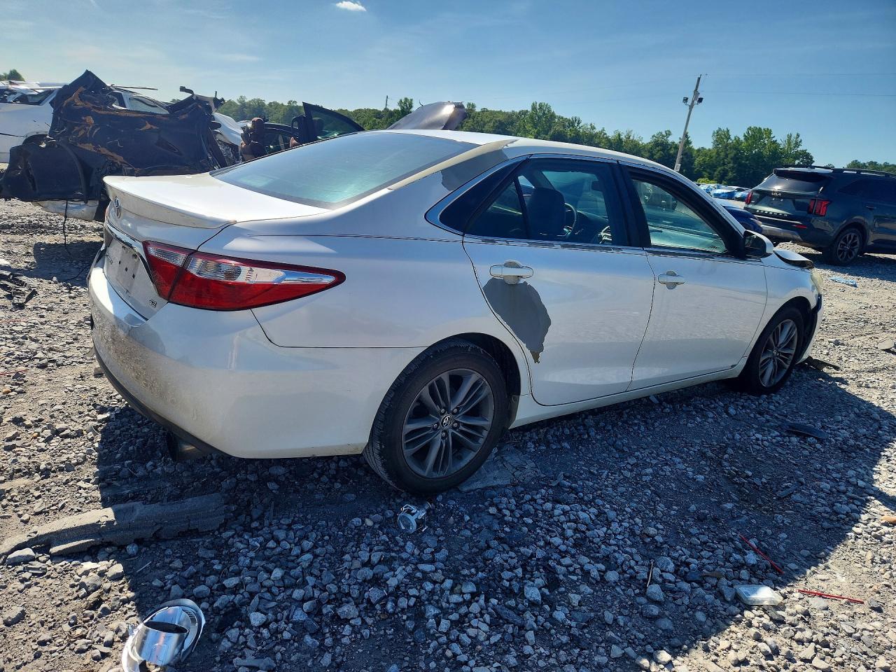 2015 TOYOTA CAMRY