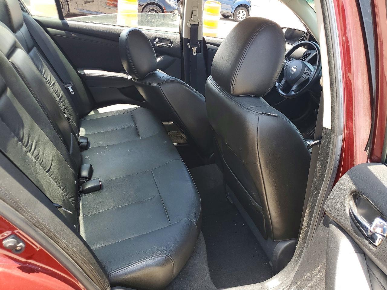 2010 NISSAN ALTIMA