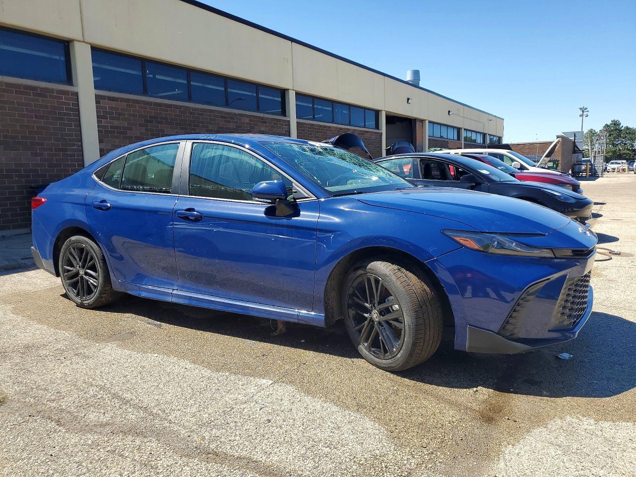 2026 TOYOTA CAMRY