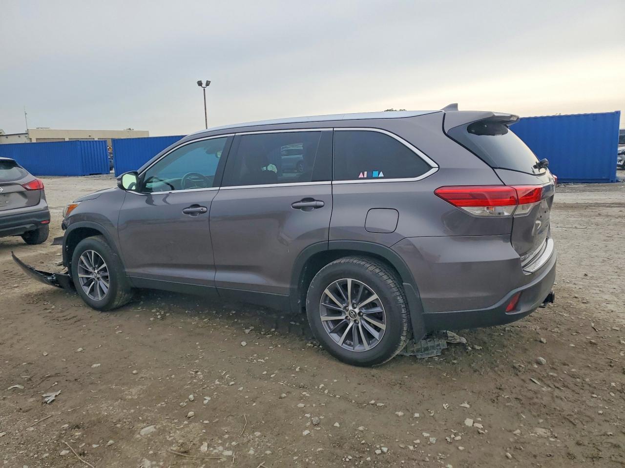 2019 TOYOTA HIGHLANDER