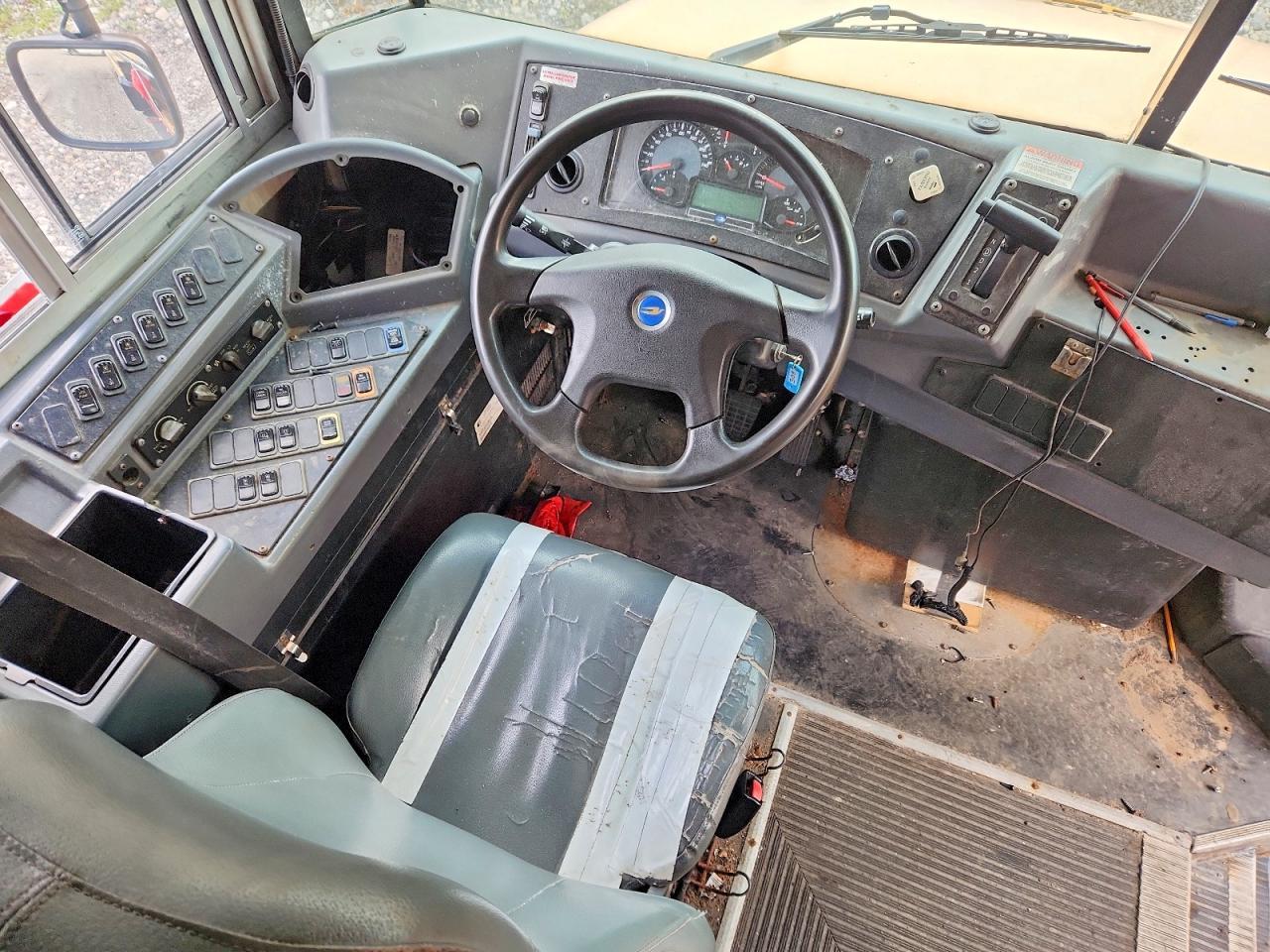 2012 BLUEBIRD Vision