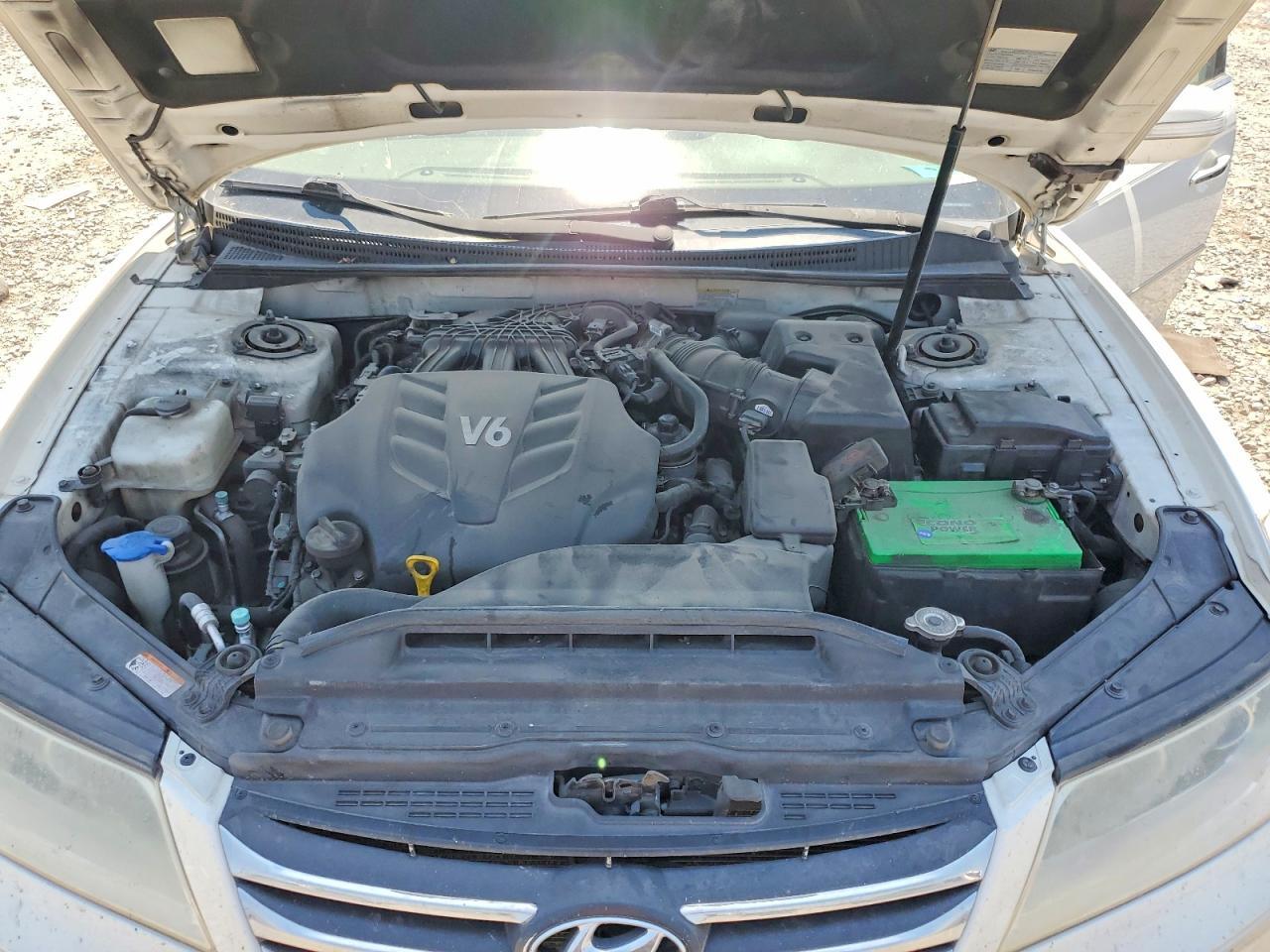 2011 HYUNDAI Azera