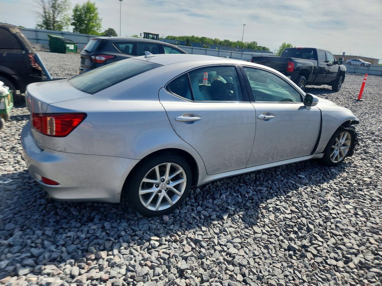 2011 LEXUS IS 250