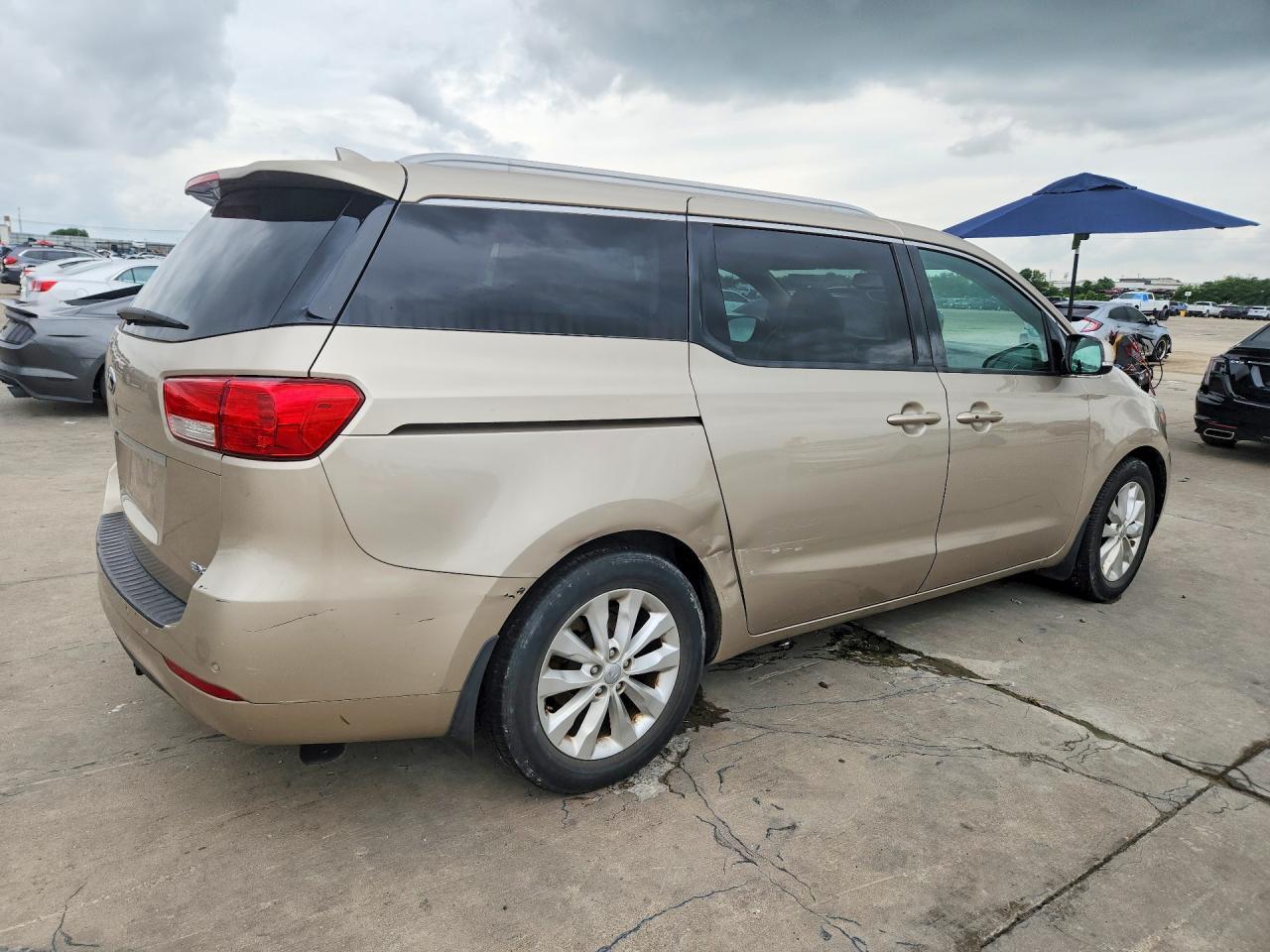 2015 KIA SEDONA