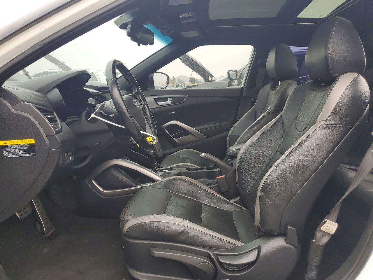2016 HYUNDAI VELOSTER