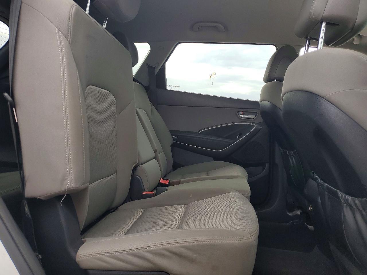 2016 HYUNDAI SANTA FE